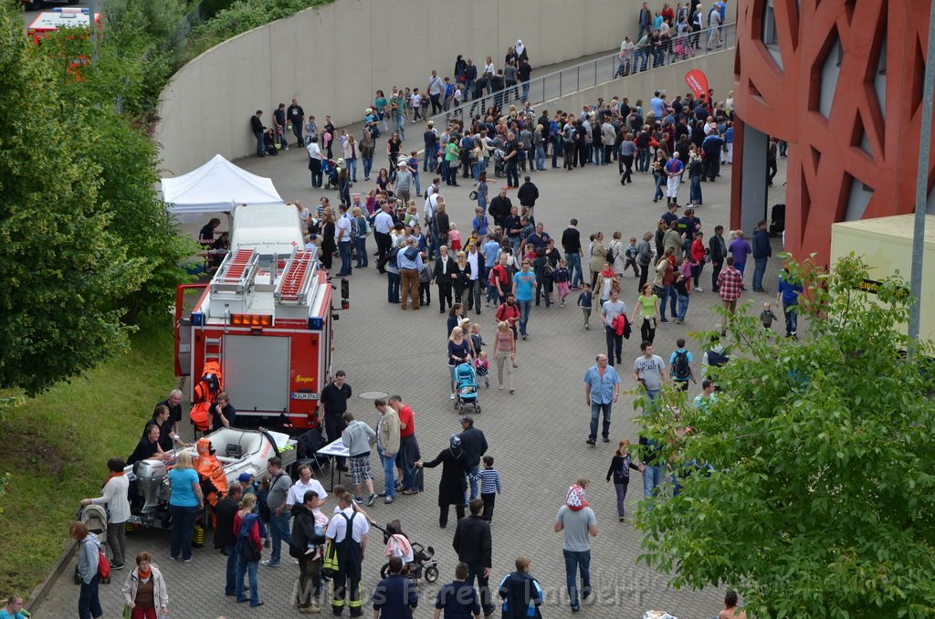 Tag der Offenen Tuer BF Koeln Weidenpesch Scheibenstr P651.JPG